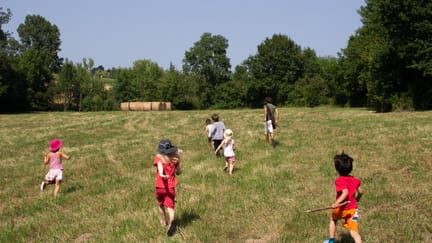 Children running
