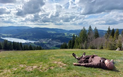 MB92 02 resting monastic Germany tour Freiberg May 2023 by Thien Khai PV monastic Sangha 1200x900