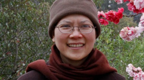 Sister huong nghiem