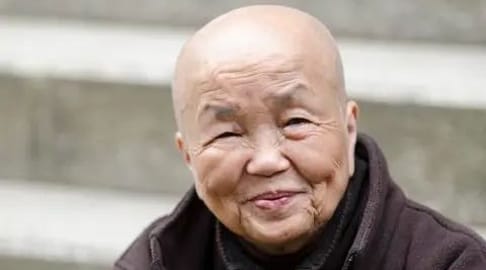 Sister chan khong
