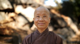 Sr Huyền Hậu