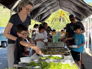 Children serving table 1