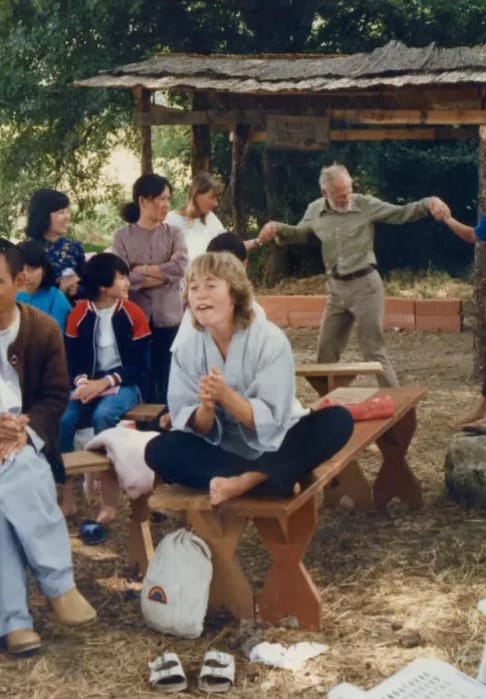 Pg3 Pioneering Communities of Mindfulness and Peace