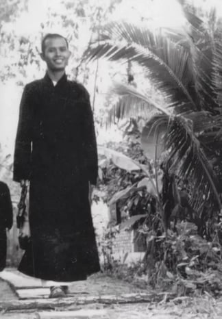 Monastic training seeking a new path